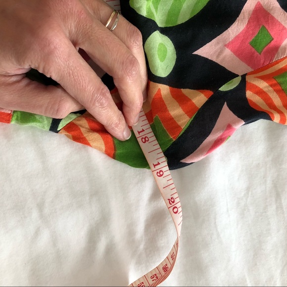 ❌ Funky and Colourful Mid Rise Dress - Picture 6 of 11